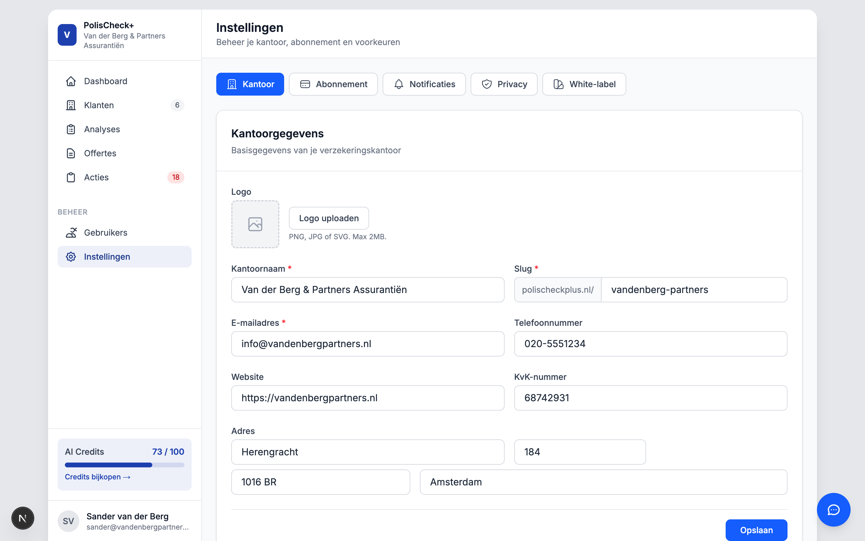 Instellingen-pagina met kantoorgegevens, logo-upload en huisstijl-opties